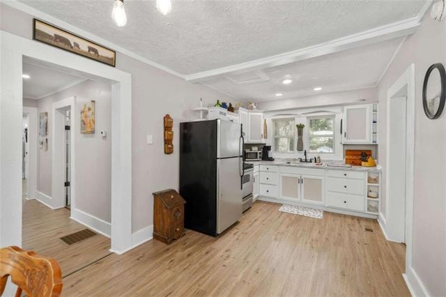283 Easy Street, Toccoa, GA 30577