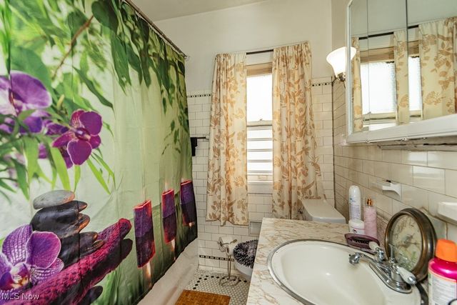 10008 Aetna Road, Cleveland, OH 44105