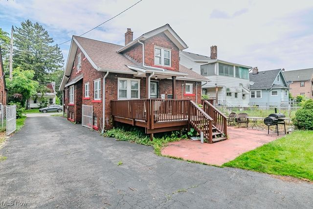 10008 Aetna Road, Cleveland, OH 44105