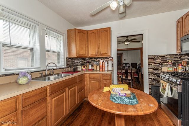 10008 Aetna Road, Cleveland, OH 44105