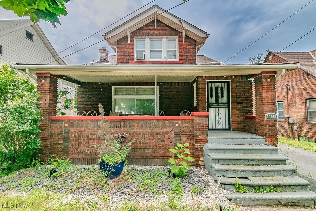 10008 Aetna Road, Cleveland, OH 44105