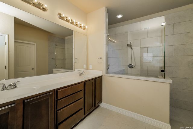 848 GRAY CLOUD DR, New Braunfels, TX 78130