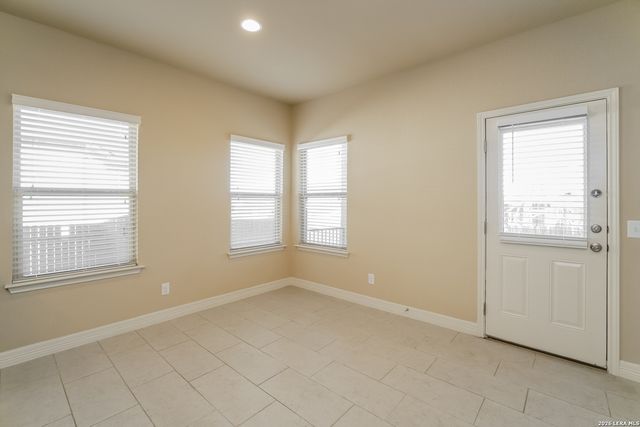 848 GRAY CLOUD DR, New Braunfels, TX 78130