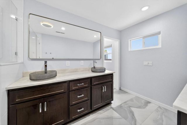 919 Old Canyon Road, Fremont, CA 94536