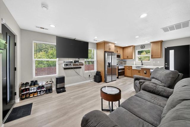 919 Old Canyon Road, Fremont, CA 94536