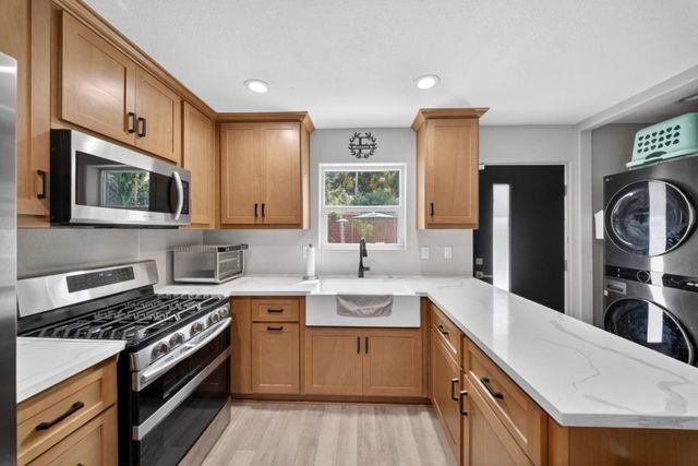 919 Old Canyon Road, Fremont, CA 94536