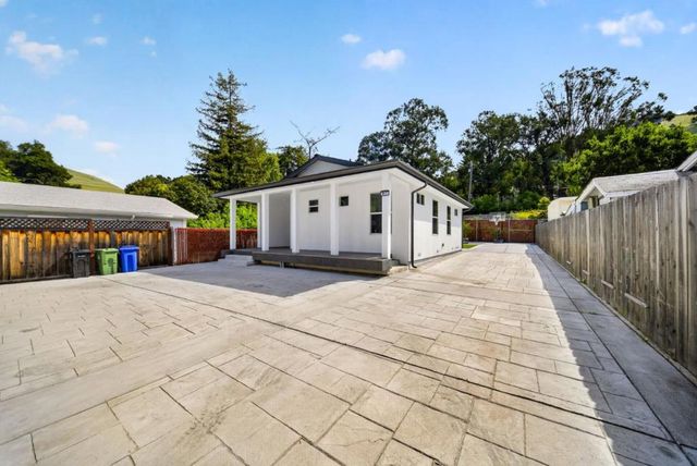 919 Old Canyon Road, Fremont, CA 94536