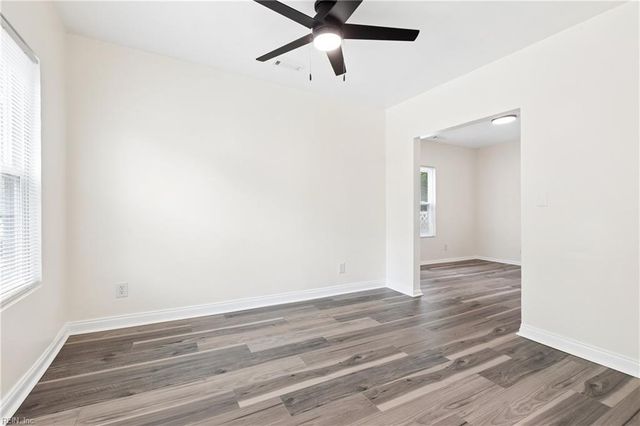 30 Maplewood ST, Hampton, VA 23669