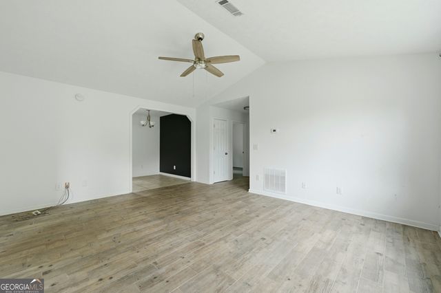 129 Old Highway 85, Senoia, GA 30276