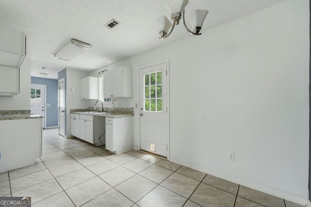 129 Old Highway 85, Senoia, GA 30276