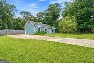 129 Old Highway 85, Senoia, GA 30276