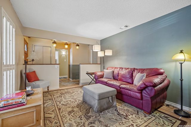 3607 FALLS CREEK DR, San Antonio, TX 78230