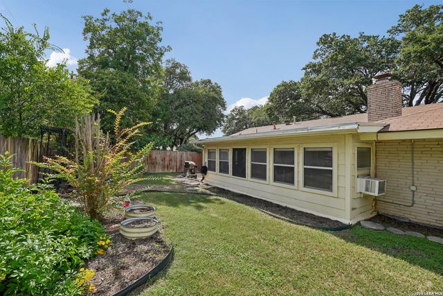 3607 FALLS CREEK DR, San Antonio, TX 78230