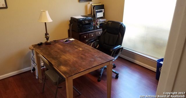 5927 CLIFF ROCK DR, San Antonio, TX 78250