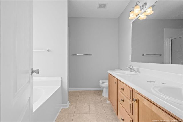 2416 Camp Lejeuene Court, Hope Mills, NC 28348