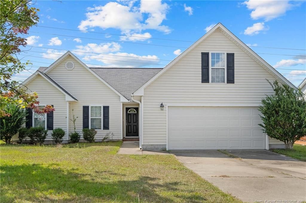 2416 Camp Lejeuene Court, Hope Mills, NC 28348
