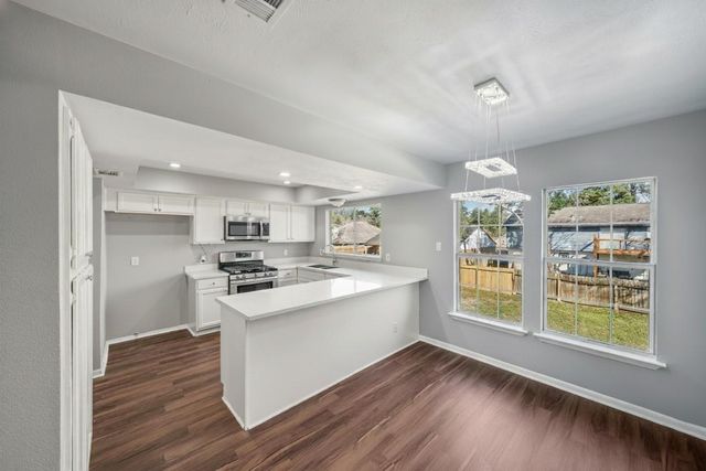 5827 Flax Bourton Street, Humble, TX 77346