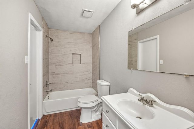 5827 Flax Bourton Street, Humble, TX 77346