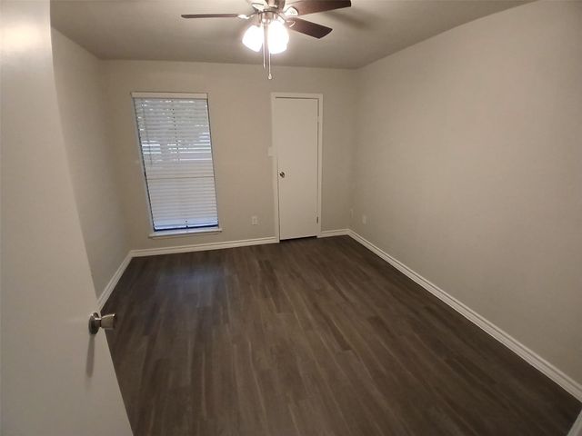 13151 Walden Road 211, Montgomery, TX 77356