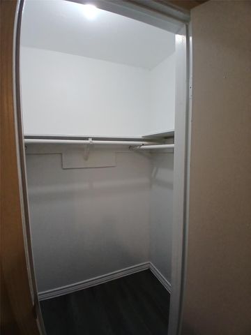 13151 Walden Road 211, Montgomery, TX 77356