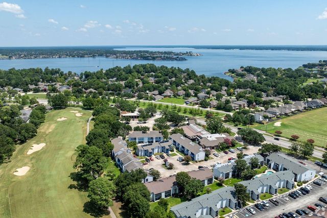 13151 Walden Road 211, Montgomery, TX 77356