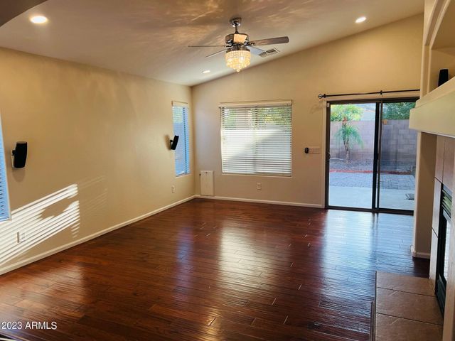 2823 E Questa Drive, Phoenix, AZ 85024