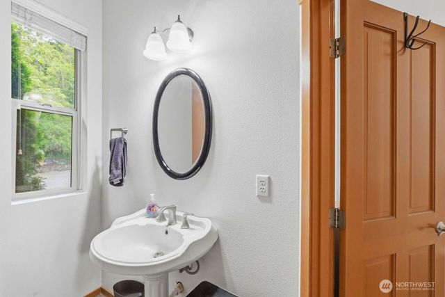 22109 161st Avenue E, Graham, WA 98338