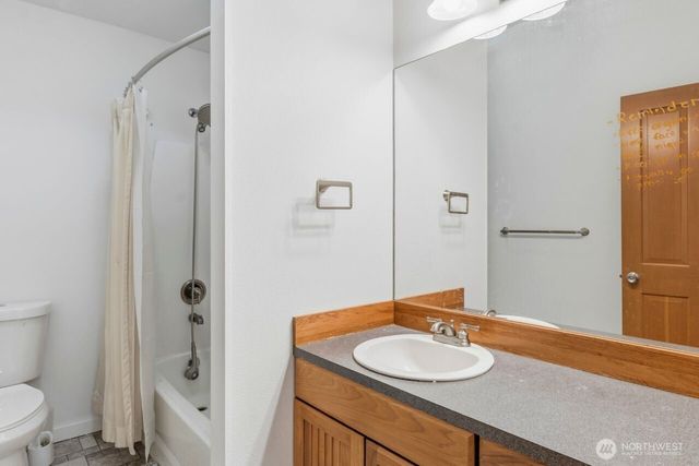 22109 161st Avenue E, Graham, WA 98338