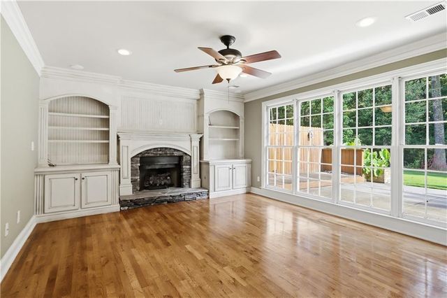 2416 Westport Circle SW, Marietta, GA 30064