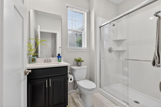 1617 Parkside Way, Roseville, CA 95747