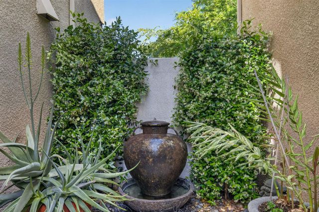 1617 Parkside Way, Roseville, CA 95747