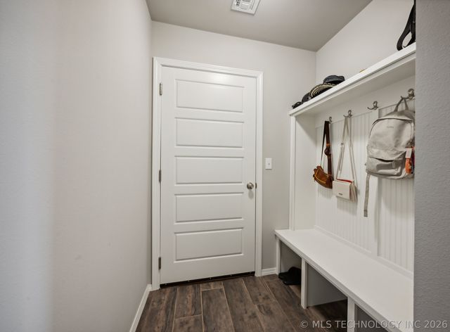 15454 S 36th East Avenue, Bixby, OK 74008