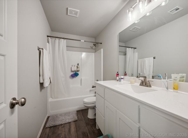 15454 S 36th East Avenue, Bixby, OK 74008
