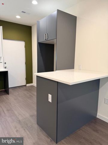 2035 N ORIANNA ST, Philadelphia, PA 19122