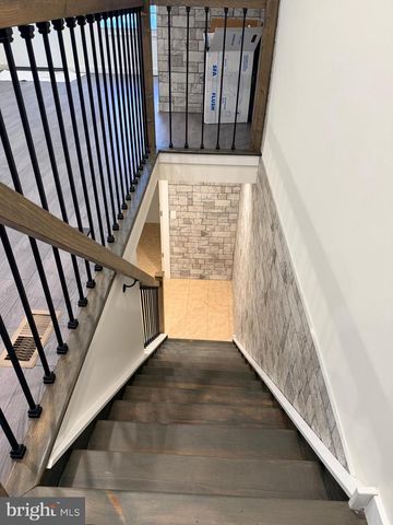 2035 N ORIANNA ST, Philadelphia, PA 19122