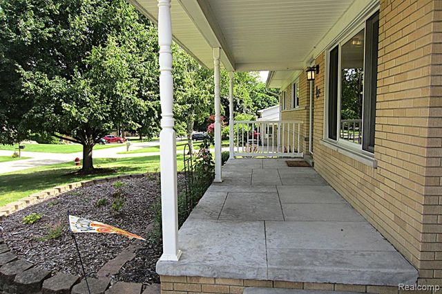 52477 Pappy Lane, Shelby Twp, MI 48316