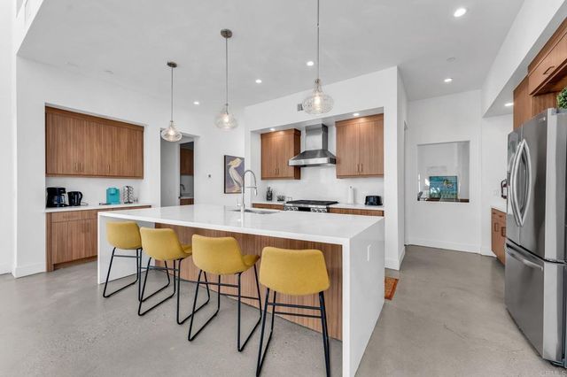 504 Palladium Boulevard, Palm Springs, CA 92262