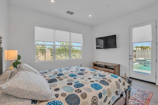 504 Palladium Boulevard, Palm Springs, CA 92262