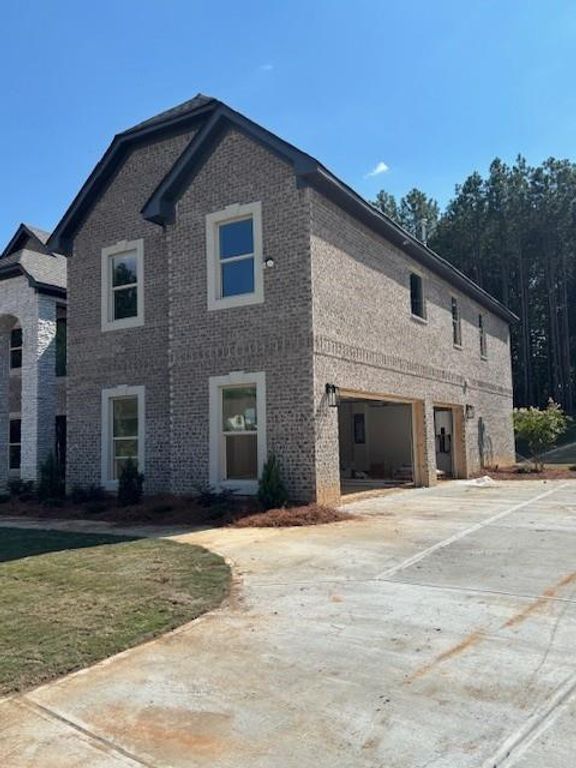 939 Artistry Way, Fairburn, GA 30213
