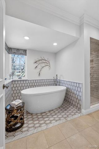 1359 S Mason Road, St Louis, MO 63131