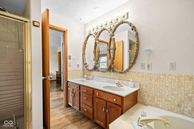 4052 Mary Kay Drive, Indianapolis, IN 46221
