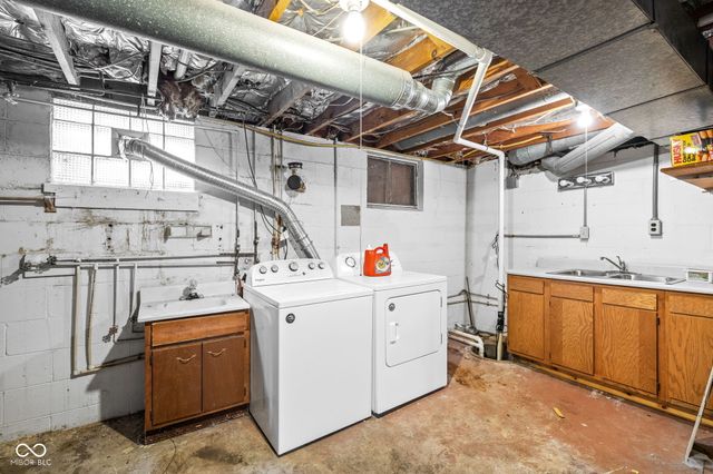 4052 Mary Kay Drive, Indianapolis, IN 46221