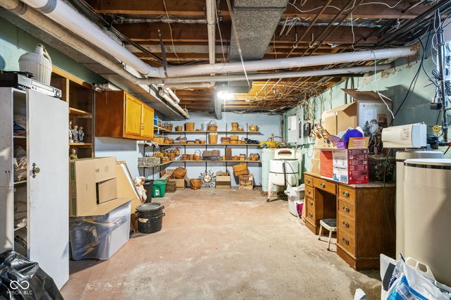 4052 Mary Kay Drive, Indianapolis, IN 46221
