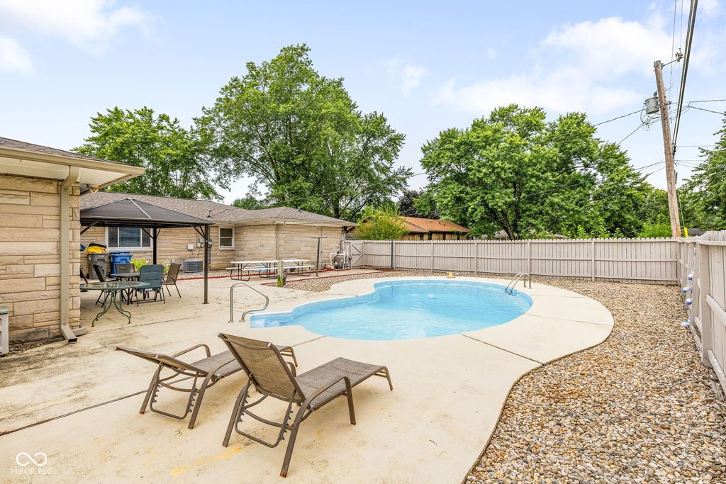 4052 Mary Kay Drive, Indianapolis, IN 46221