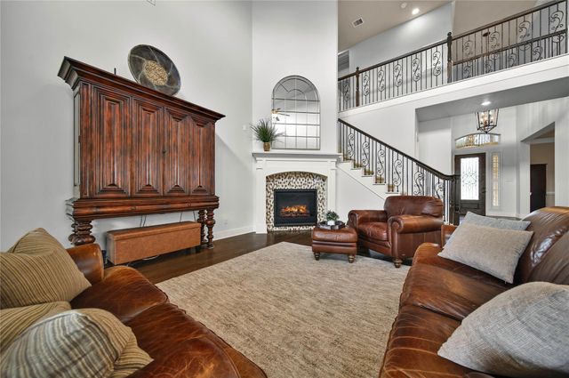 27707 Lakeway Trail Lane, Fulshear, TX 77441