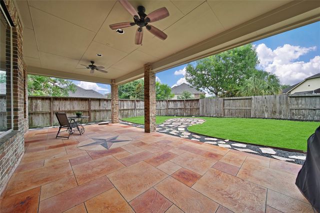 27707 Lakeway Trail Lane, Fulshear, TX 77441