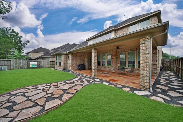 27707 Lakeway Trail Lane, Fulshear, TX 77441