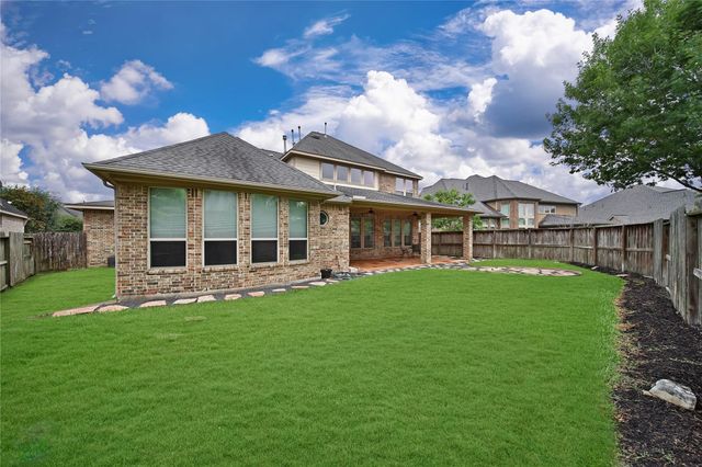 27707 Lakeway Trail Lane, Fulshear, TX 77441