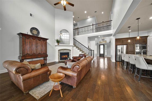 27707 Lakeway Trail Lane, Fulshear, TX 77441