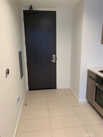 889 Francisco 2507, Los Angeles, CA 90017